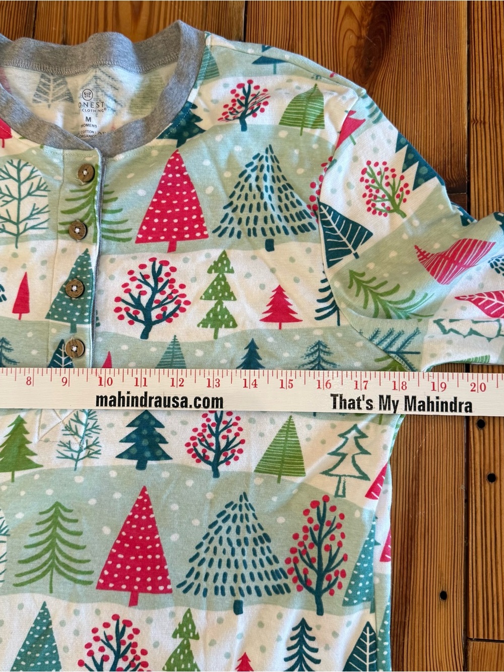 Honest Company Organic Cotton Women’s Medium Pajama Set Christmas Feeling Pine - Picture 9 of 11